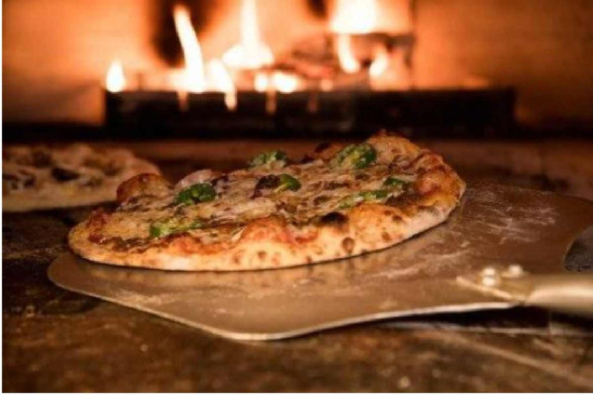 Seven Things You Need To Prepare Before Starting Your Pizza Parlor