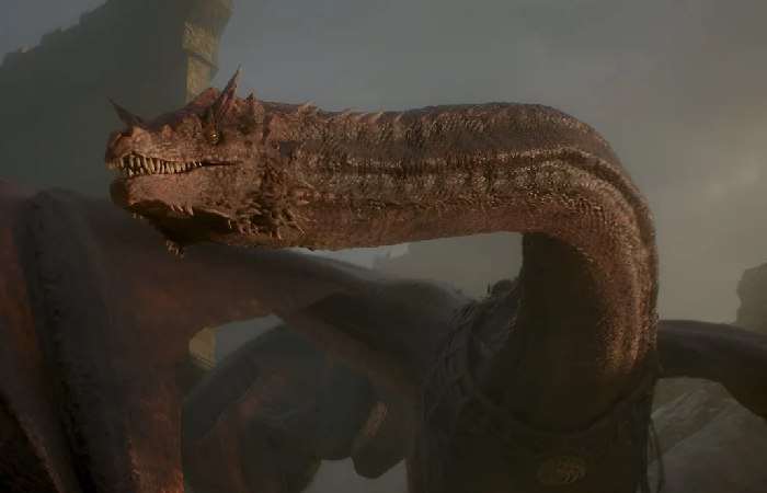 Caraxes Have a Neck Like That of a Snake.