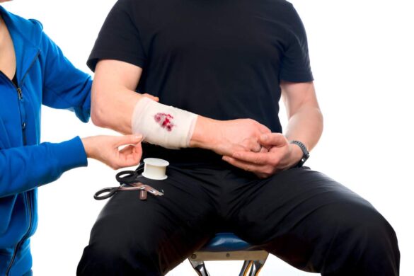 From Bites to Burns_ Mastering First Aid for Common Injuries